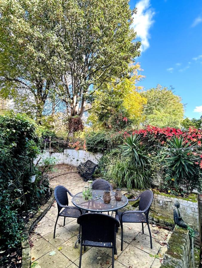 شقة Kensington Secret Gem لندن الغرفة الصورة